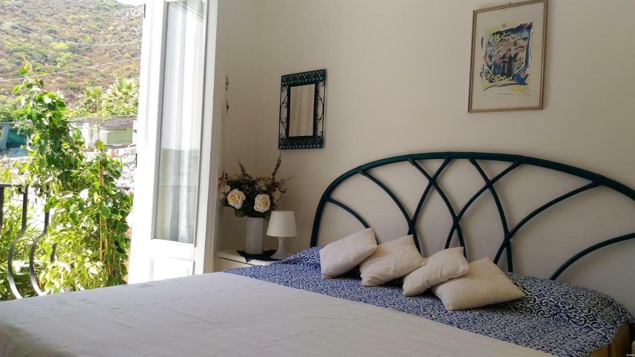 Villa Vista Mare Mela ليباري المظهر الخارجي الصورة